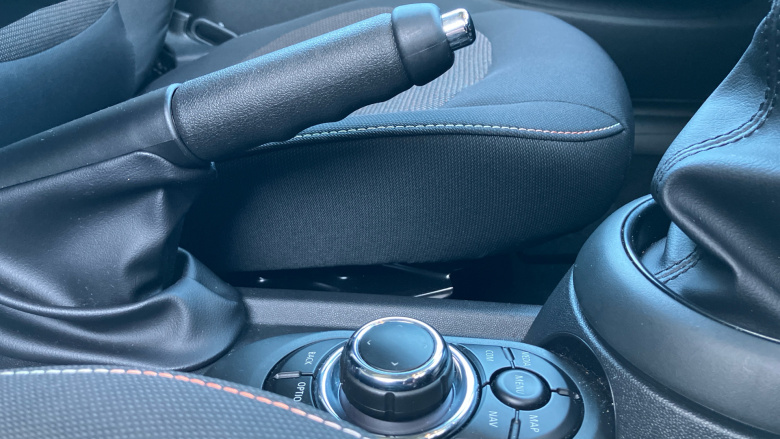 MINI Hatchback 1.5 Cooper Classic 3dr Petrol Hatchback